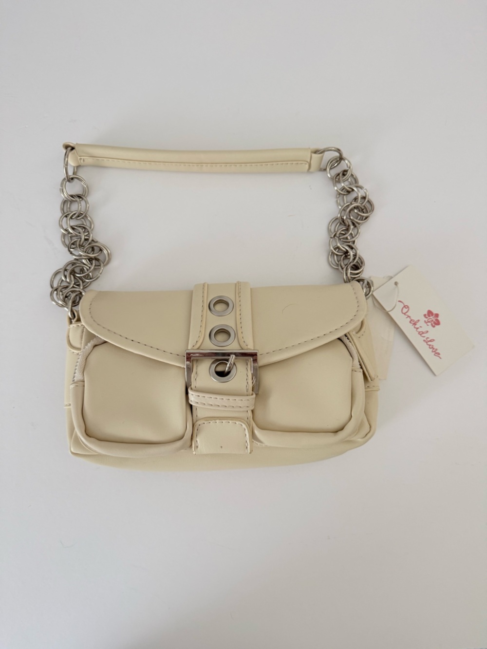 Cream Chain-Detail Shoulder Bag with Buckle Accent